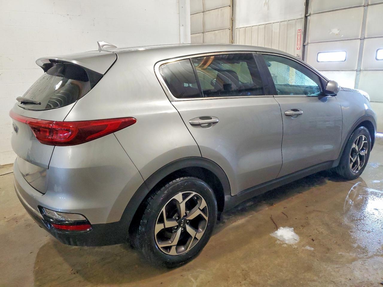 2020 Kia Sportage Lx - Image 3