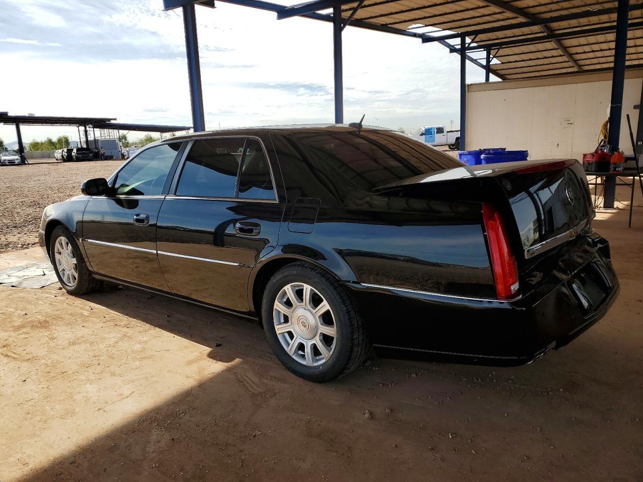 2008 Cadillac Dts - Фото 2
