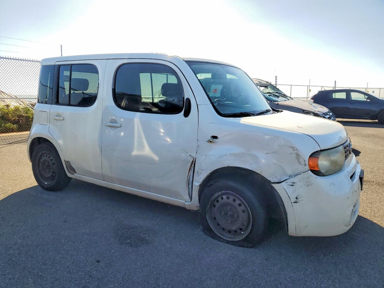 2014 Nissan Cube S - Фото 4