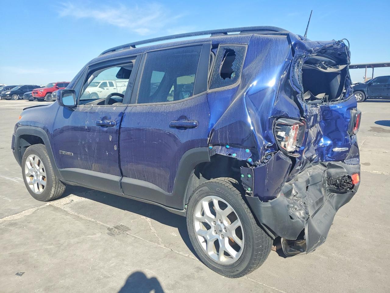 2018 Jeep Renegade Latitude - Фото 2