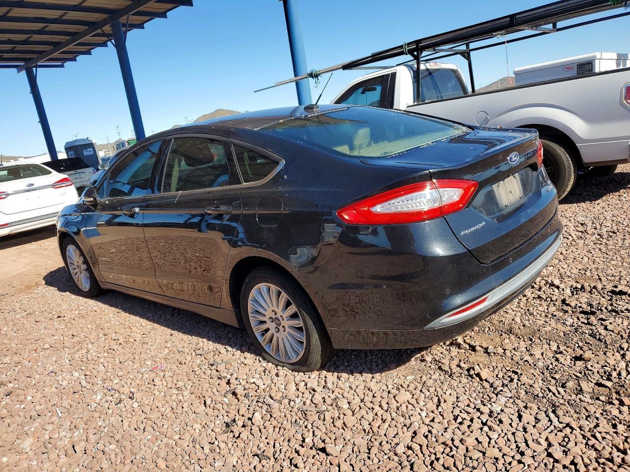 2013 Ford Fusion Se Hybrid - Фото 2