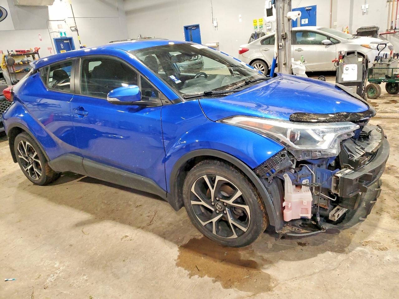 2018 Toyota C-Hr Xle - Image 4