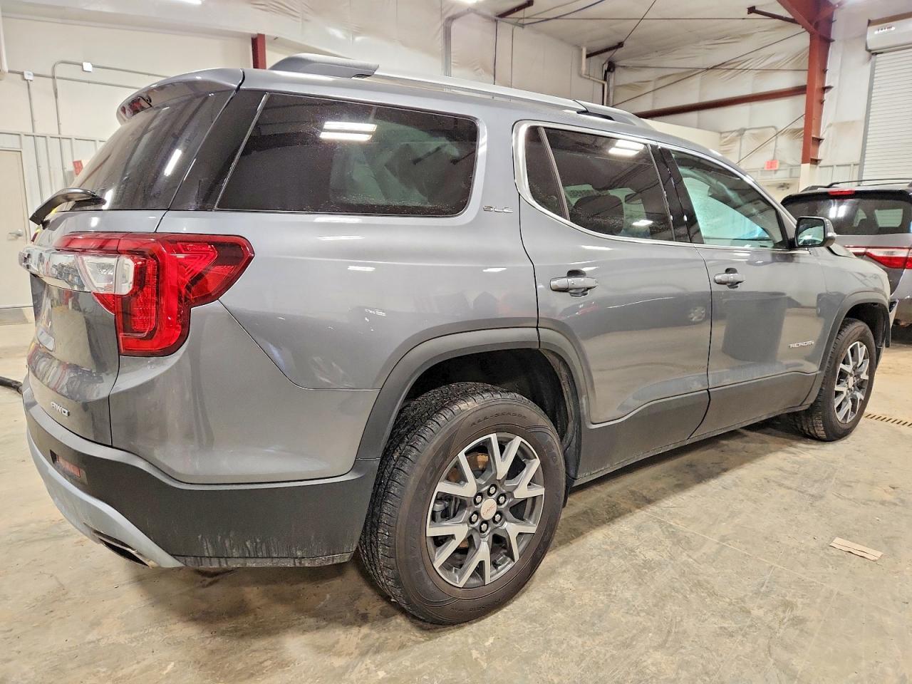 2021 GMC Acadia Sle - Image 3