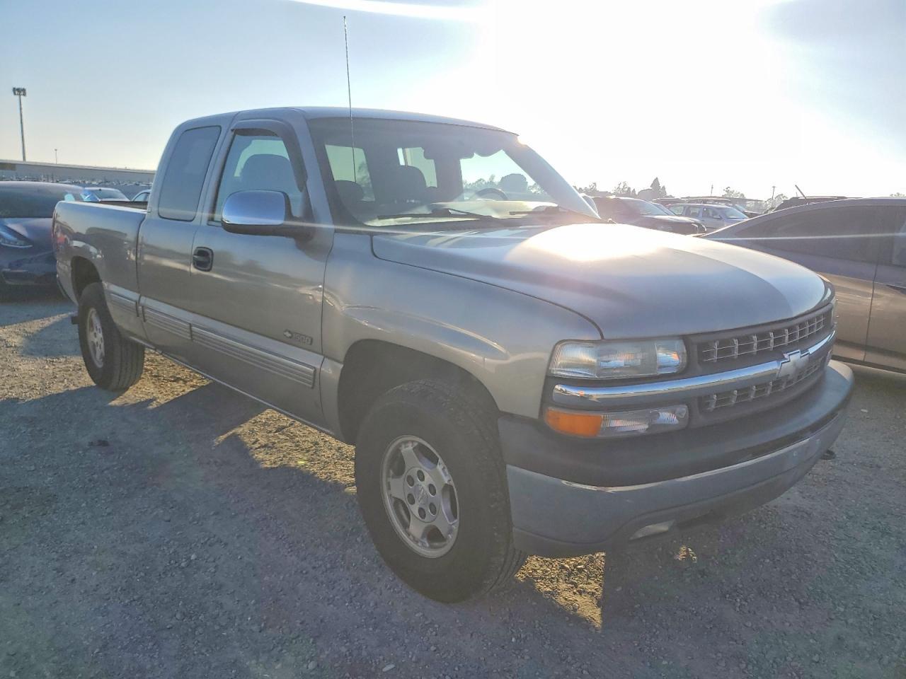 2001 Chevrolet Silverado K1500 - Image 4