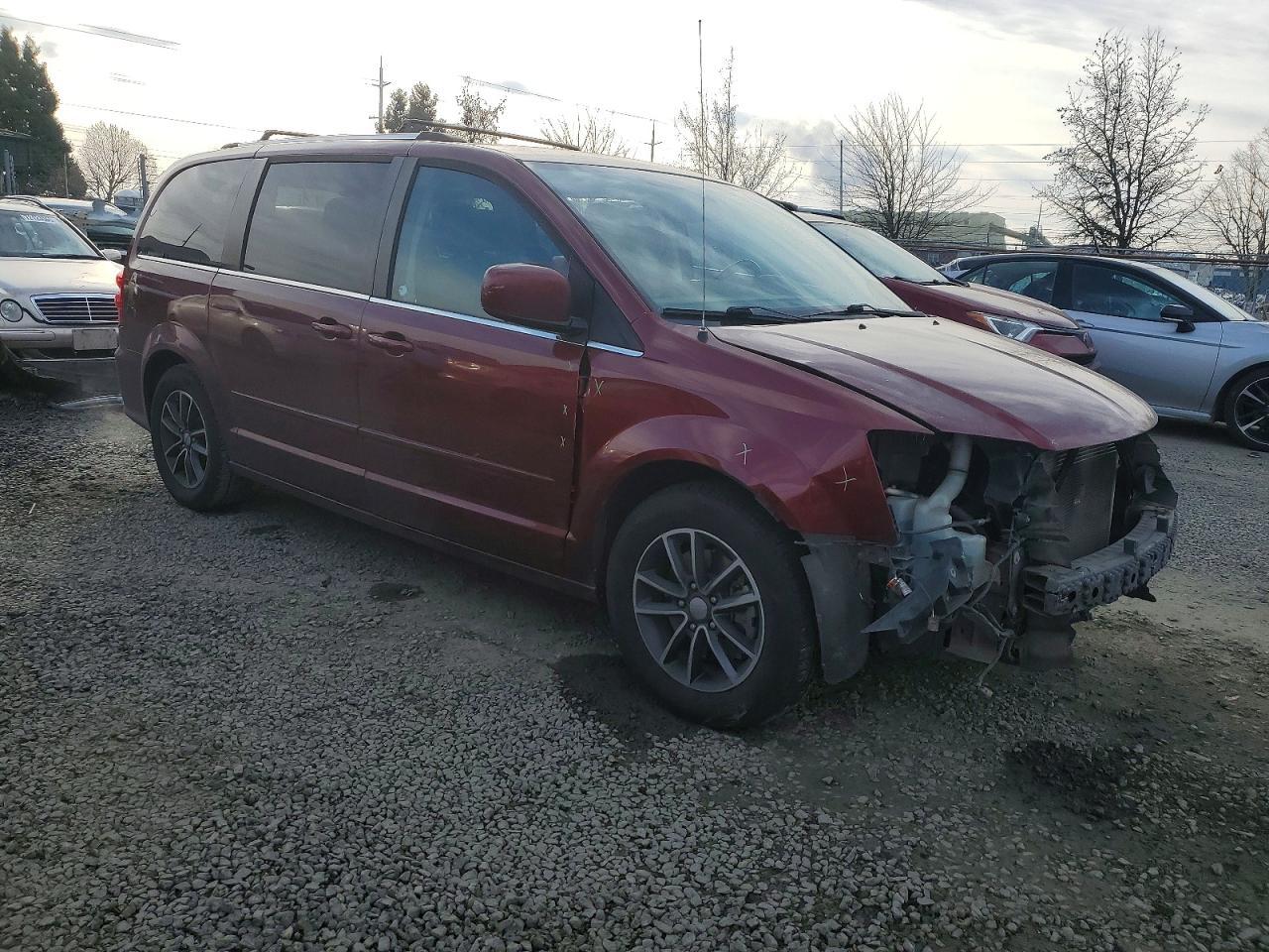 2017 Dodge Grand Caravan Sxt - Фото 4