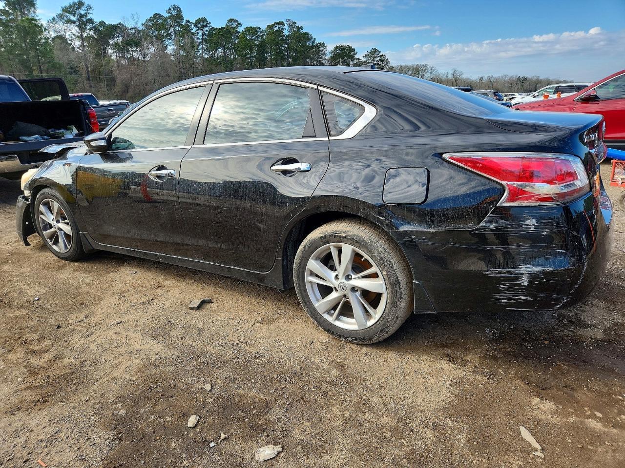 2015 Nissan Altima 2.5 - Фото 2