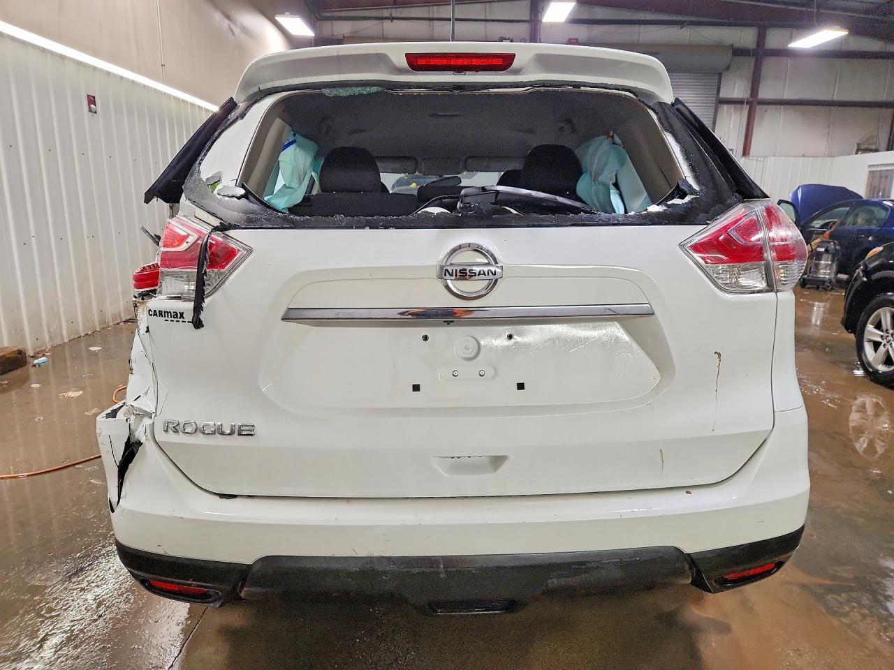 2015 Nissan Rogue S - Фото 6