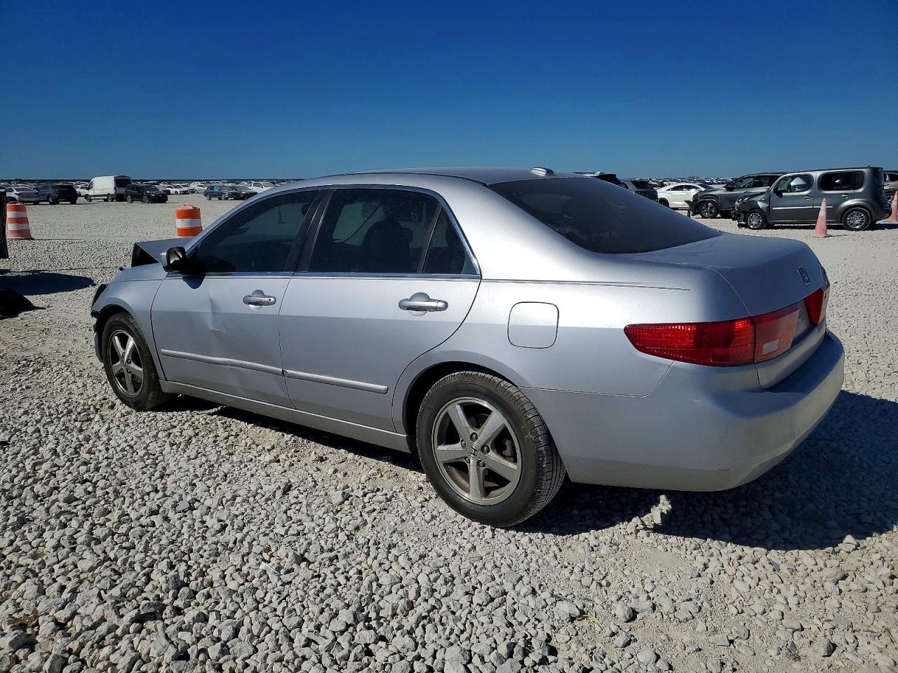 2005 Honda Accord - Фото 2