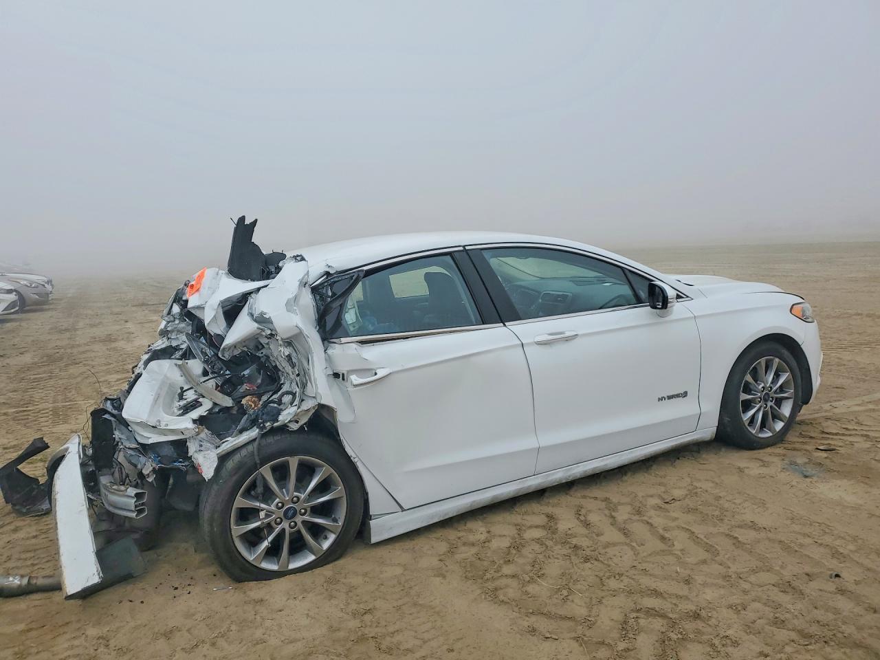 2017 Ford Fusion Se Hybrid - Фото 3