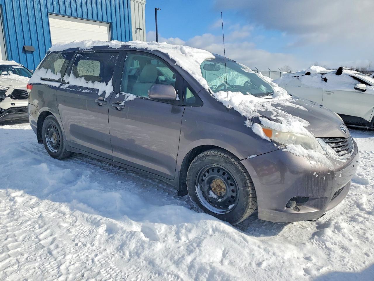 2012 Toyota Sienna Le - Фото 4