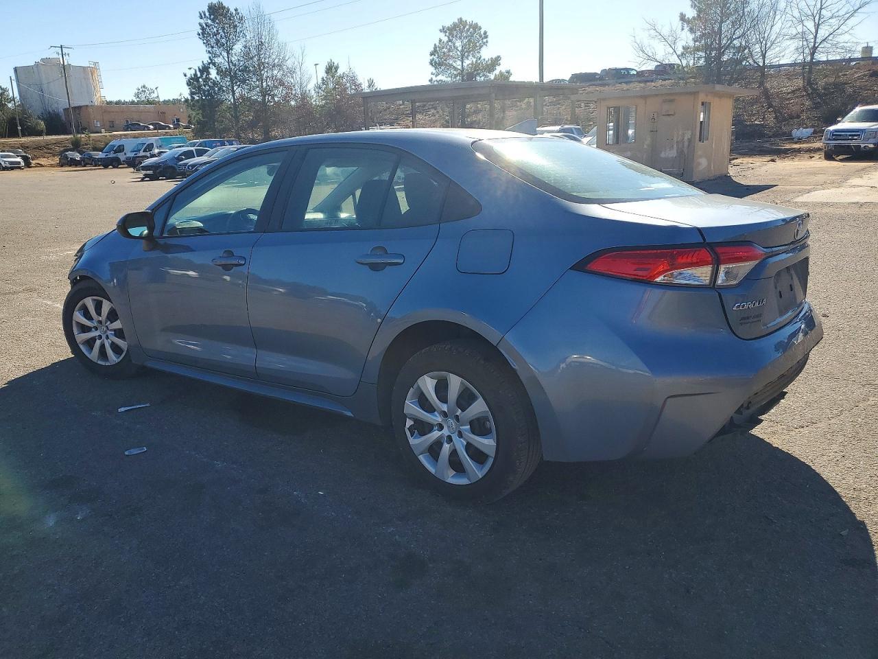 2020 Toyota Corolla Le - Image 2