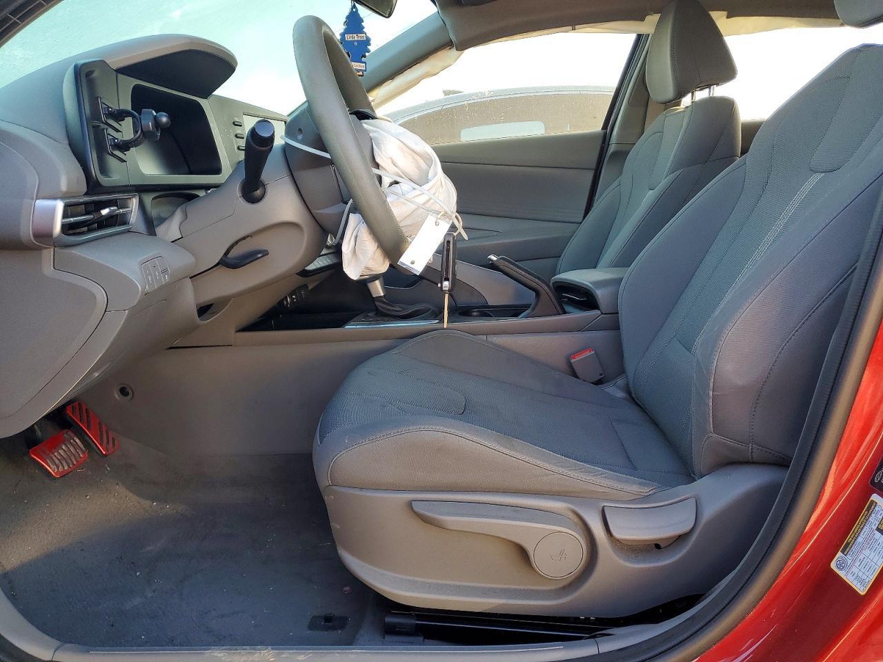 2024 Hyundai Elantra Se - Фото 7