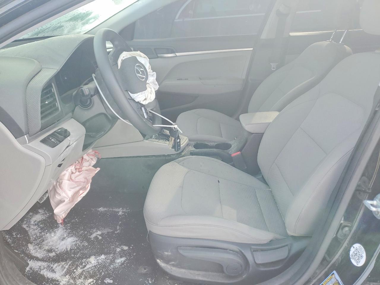 2020 Hyundai Elantra Se - Фото 7