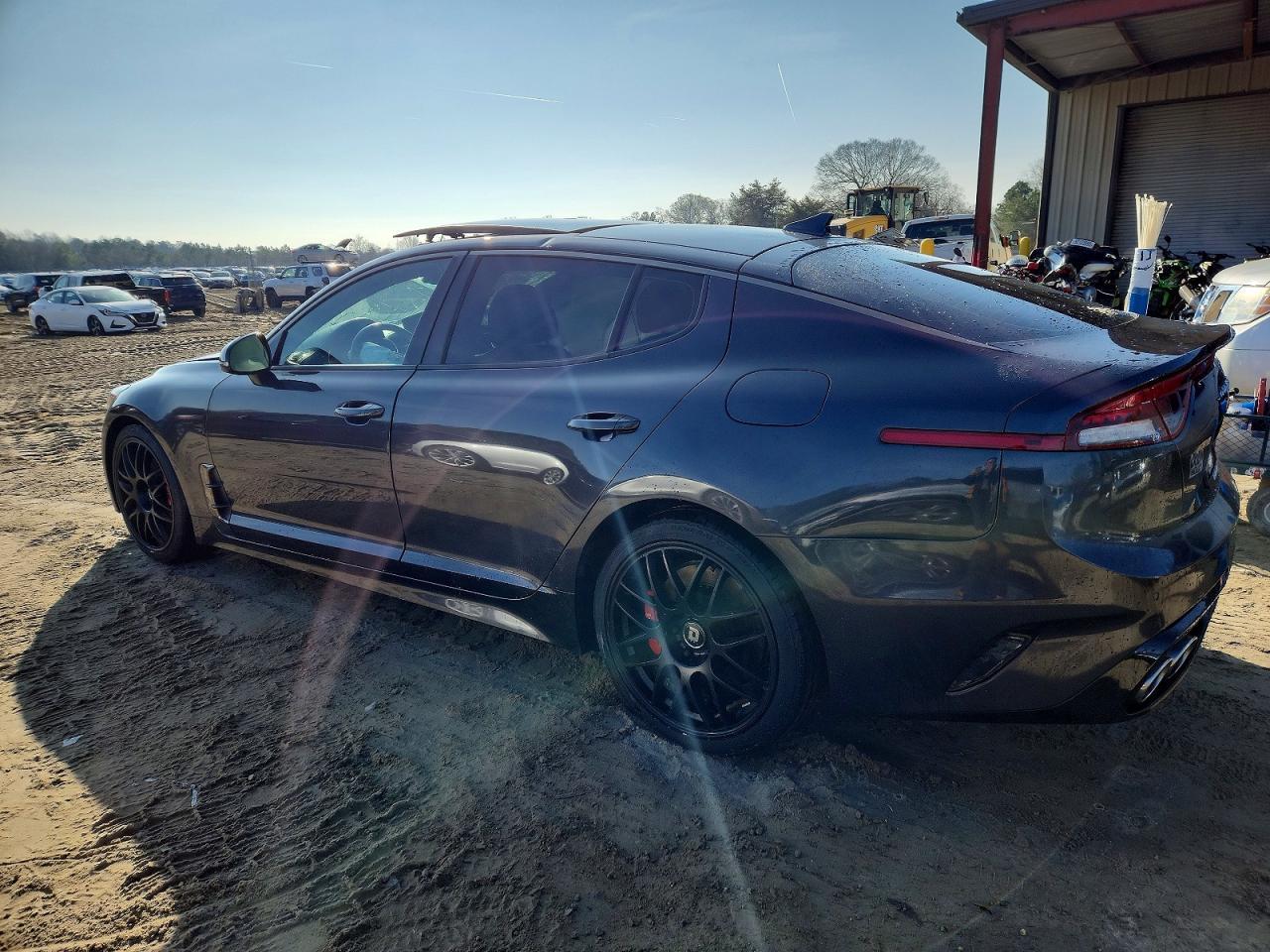 2022 Kia Stinger Gt1 - Фото 2