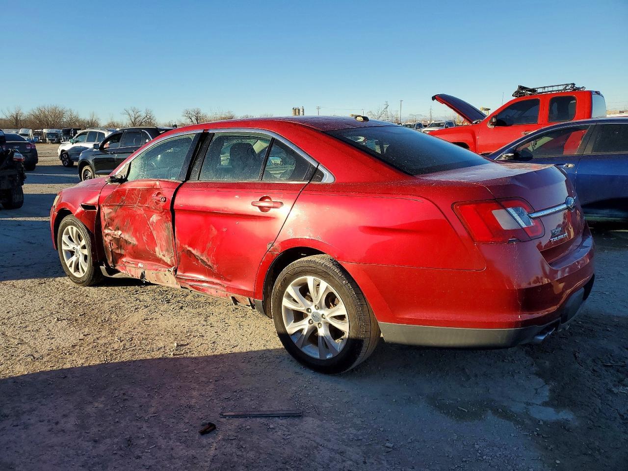 2010 Ford Taurus Sel - Фото 2
