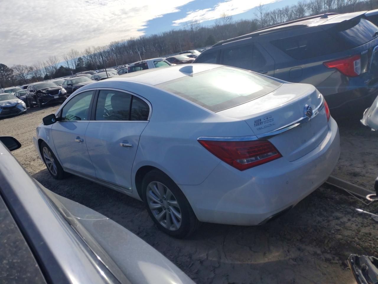 2015 Buick Lacrosse - Фото 2