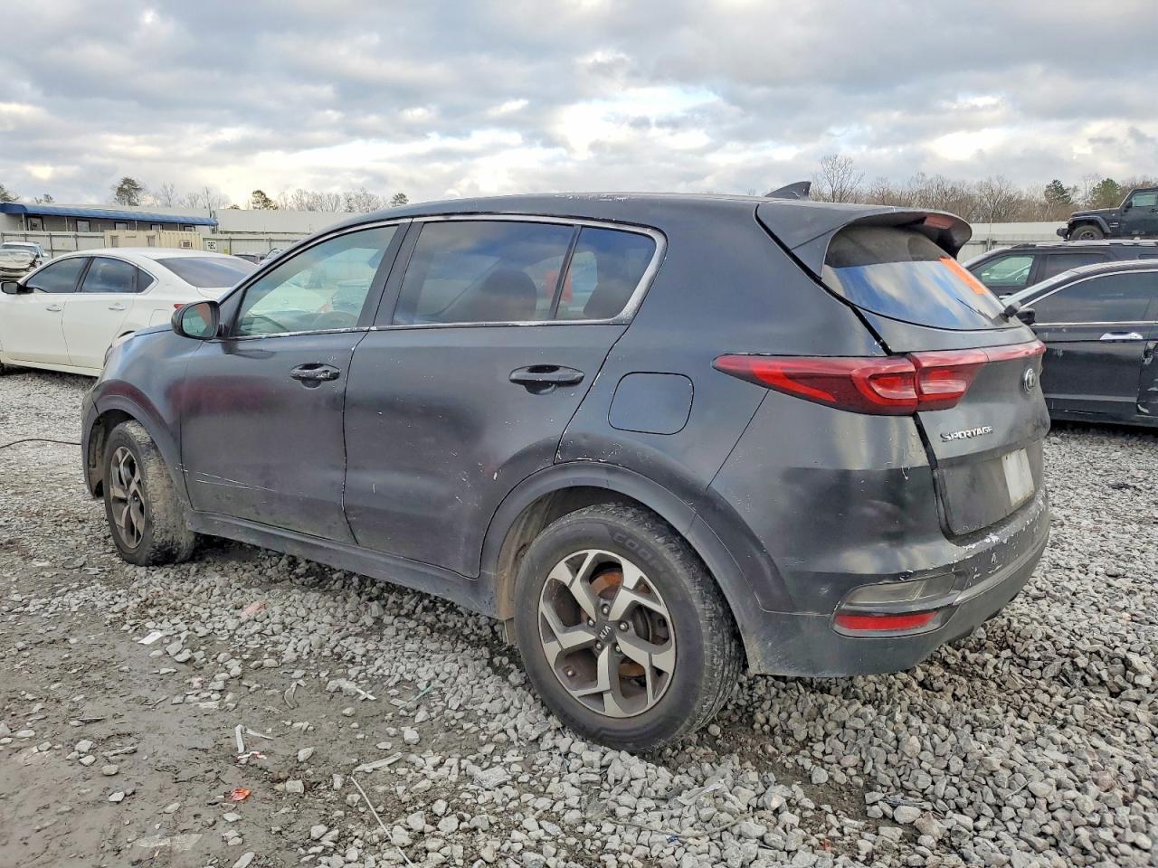 2020 Kia Sportage Lx - Image 2