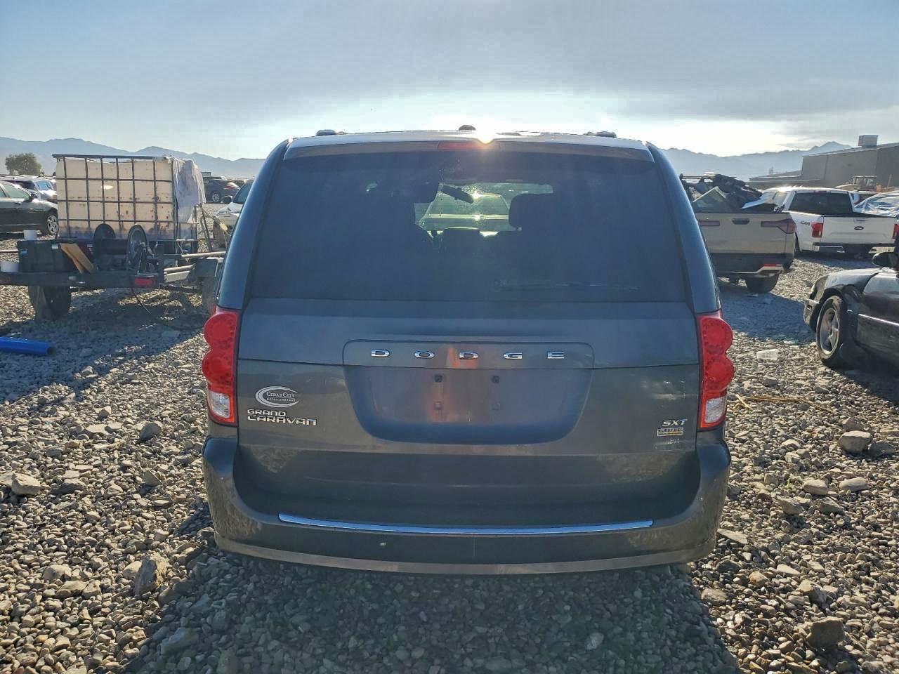 2016 Dodge Grand Caravan Sxt - Фото 6