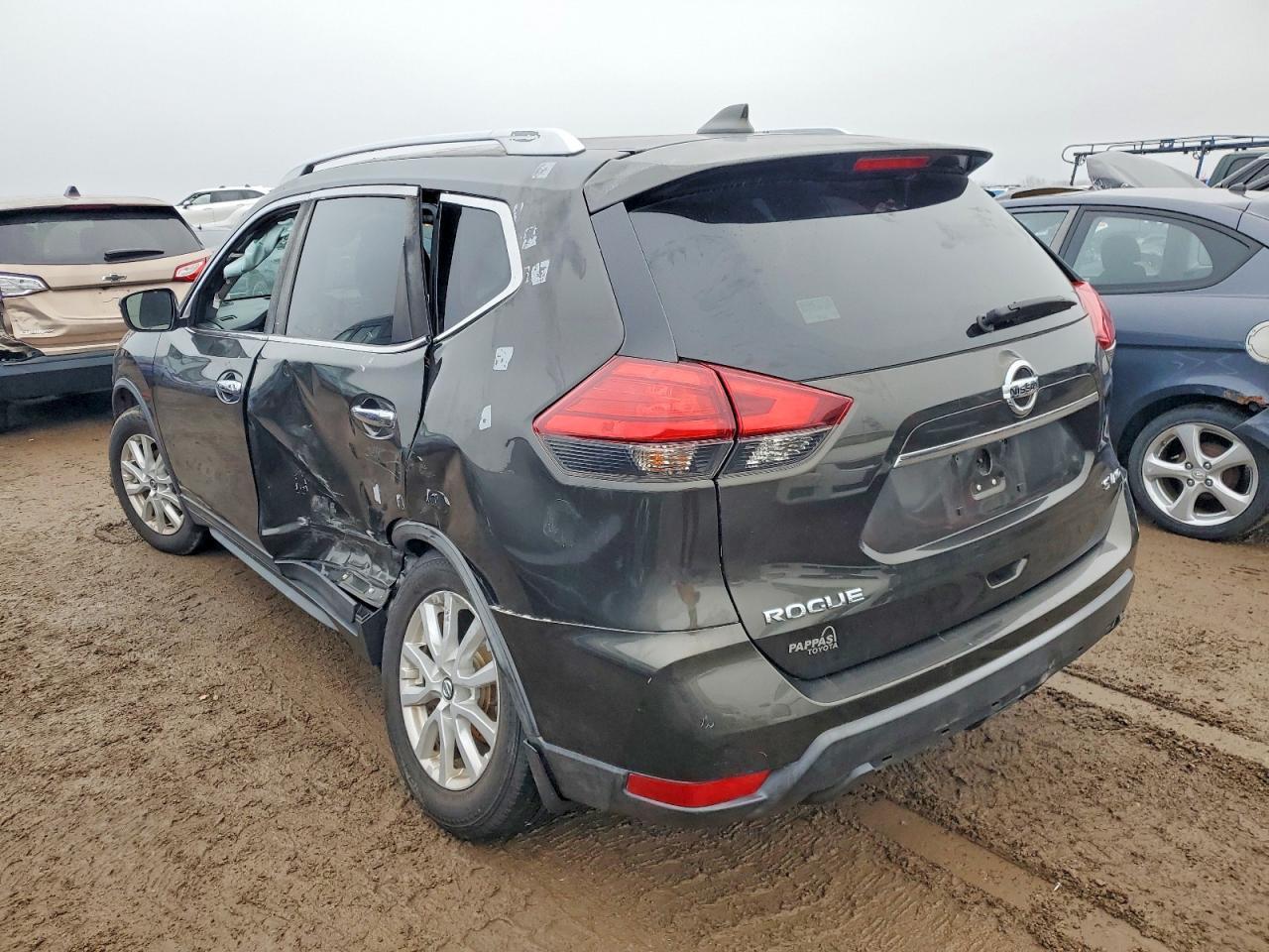 2017 Nissan Rogue S - Image 2