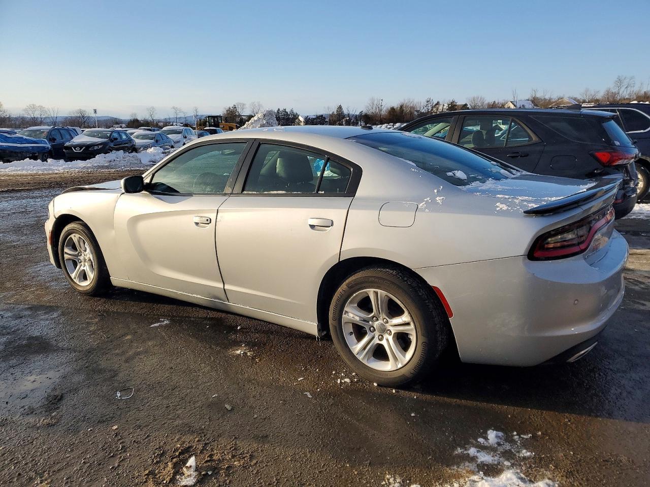 2019 Dodge Charger Sxt - Фото 2