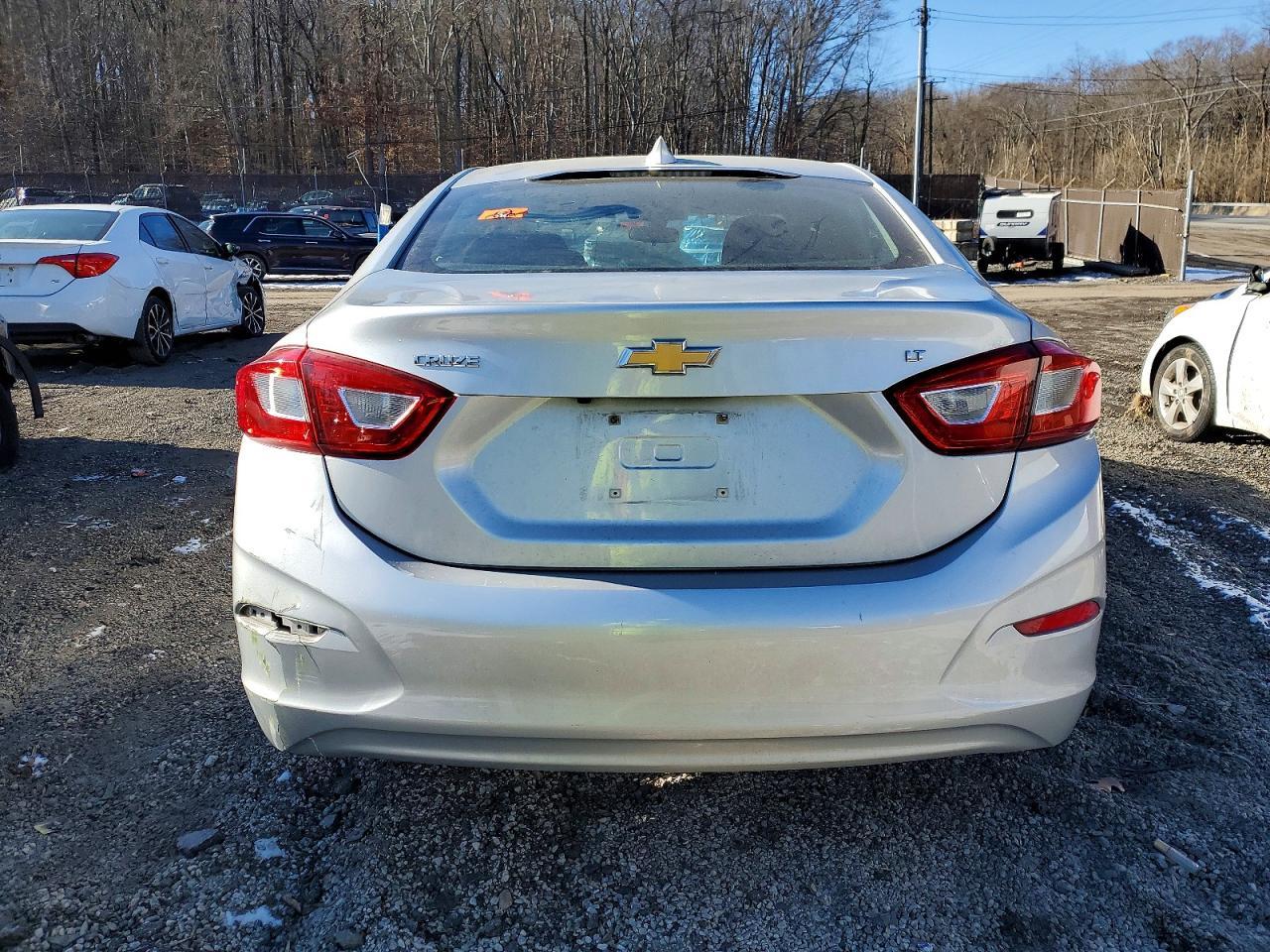 2018 Chevrolet Cruze Lt - Фото 6