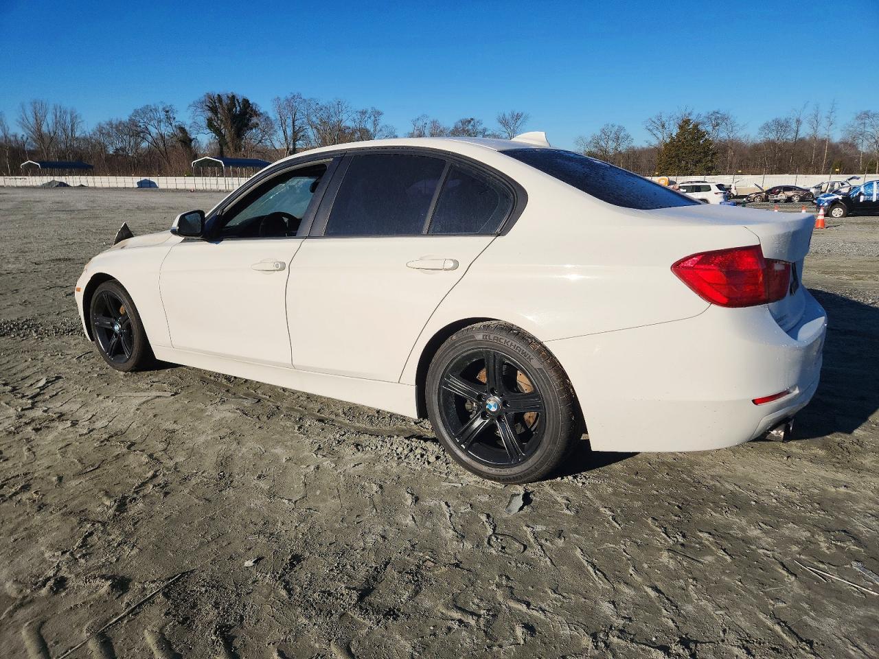 2013 BMW 328 I Sulev - Фото 2
