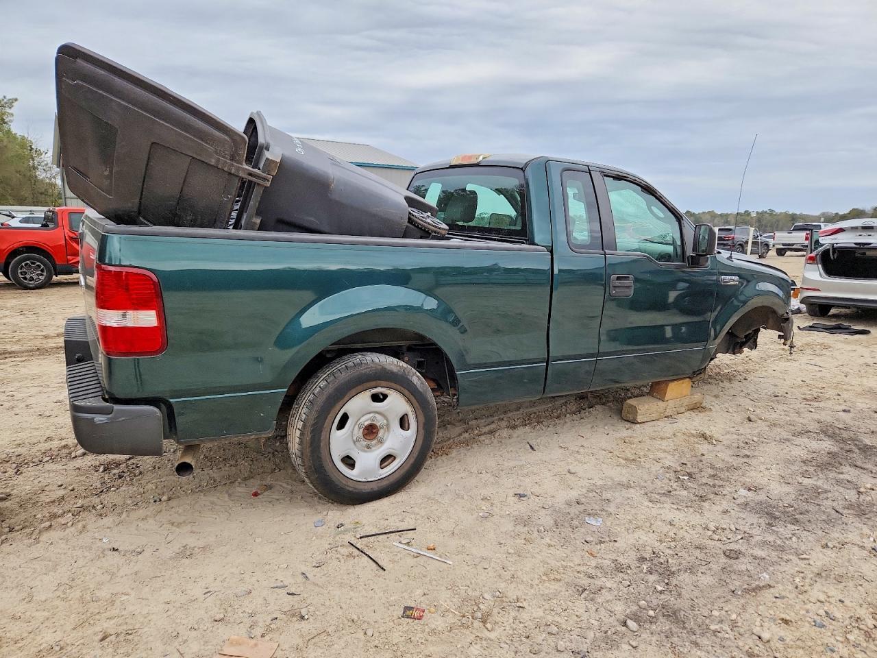 2008 Ford F150 - Image 3