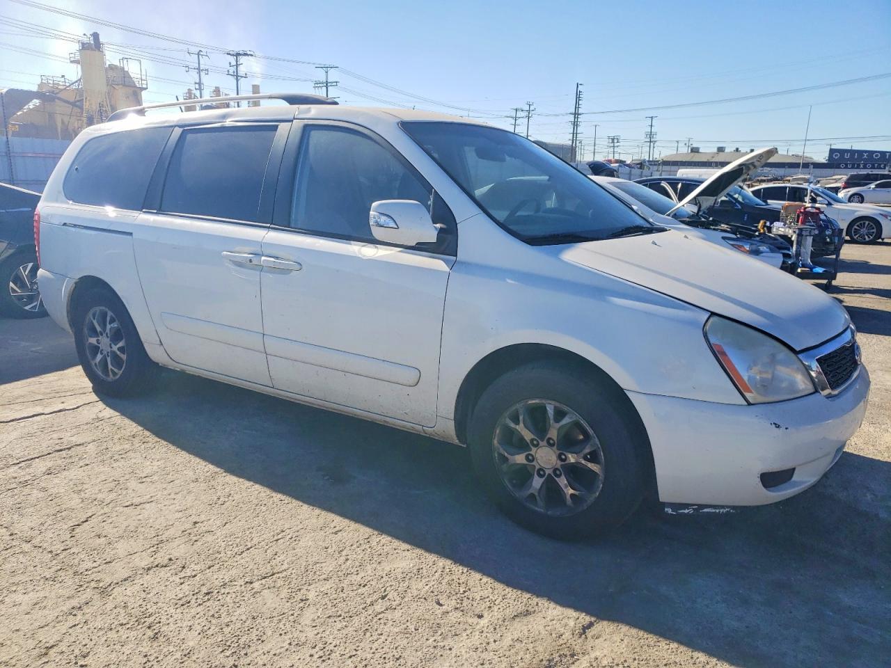 2012 Kia Sedona Lx - Фото 4