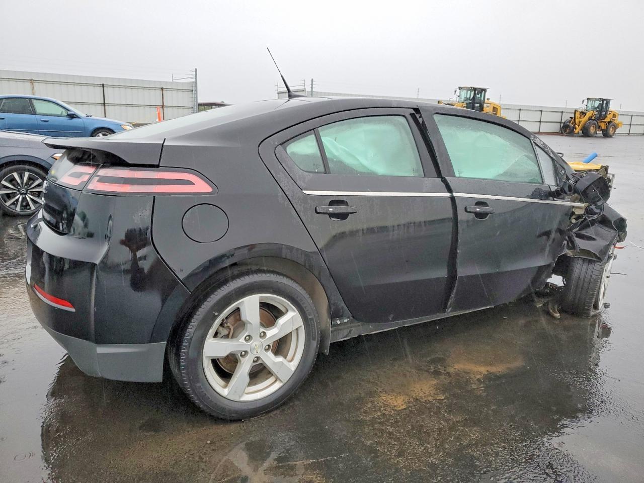 2013 Chevrolet Volt - Image 3
