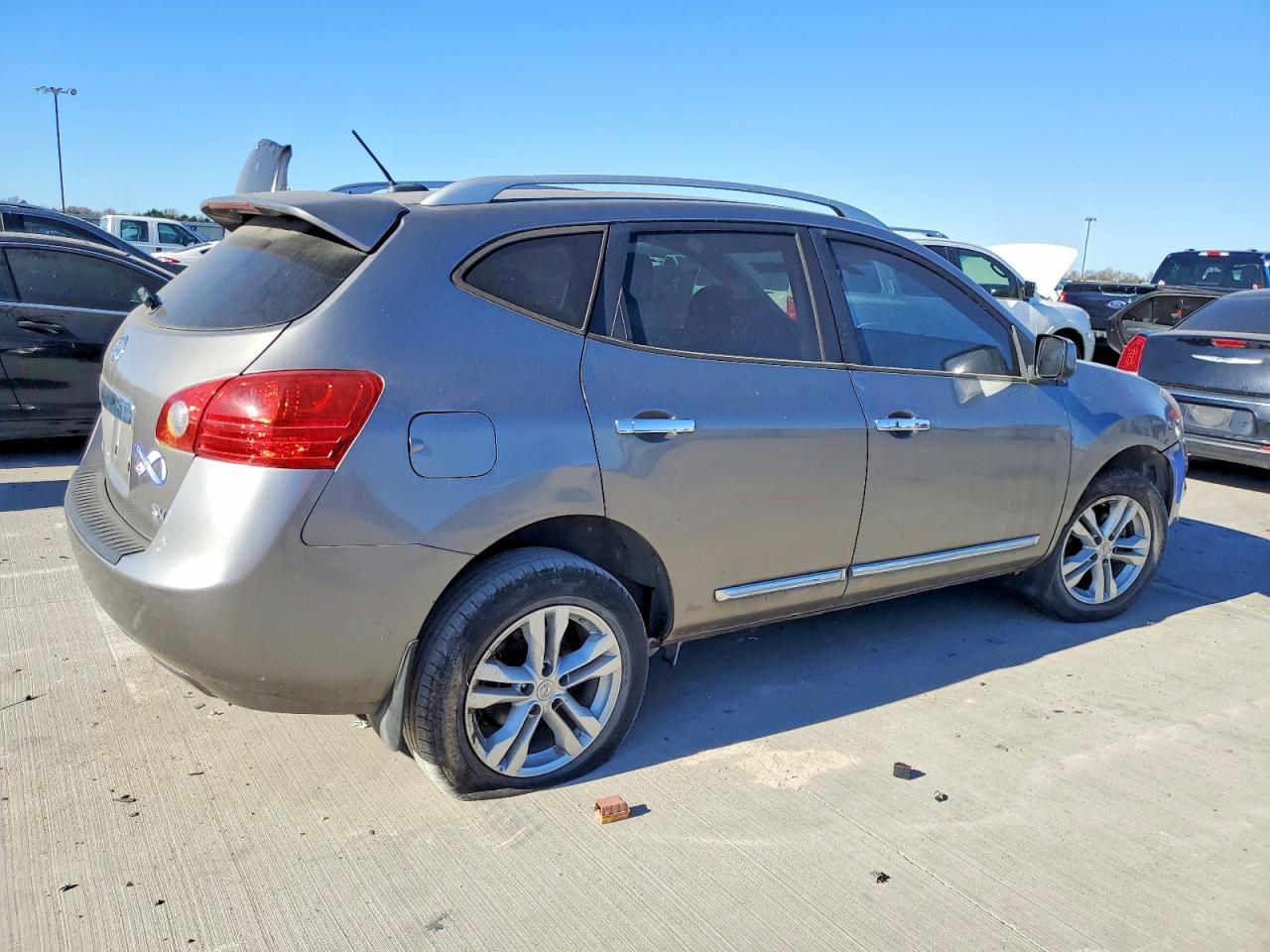 2012 Niss Rogue S - Фото 3