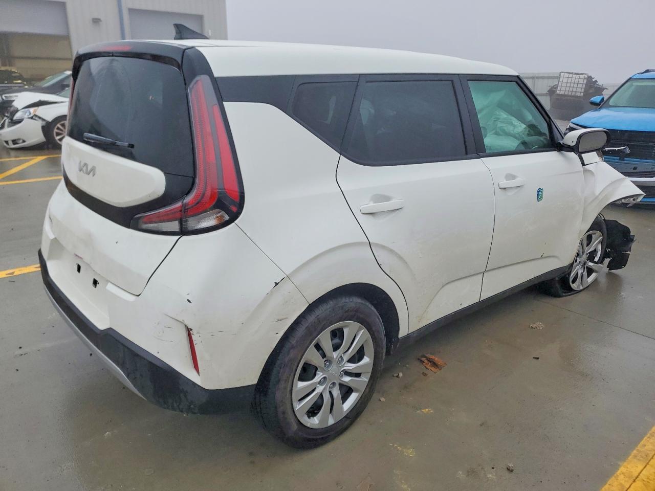 2025 Kia Soul Lx - Фото 3