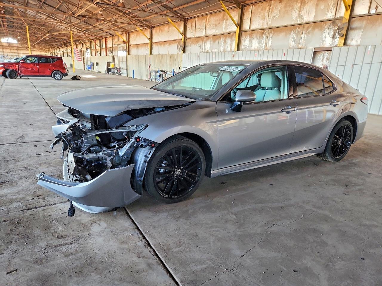 2022 Toyota Camry Hybrid Xse