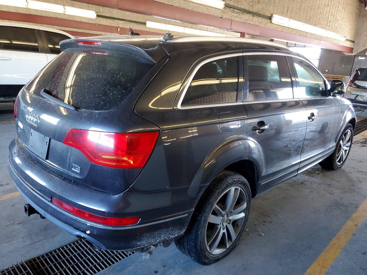 2011 Audi Q7 Premium Plus - Фото 3