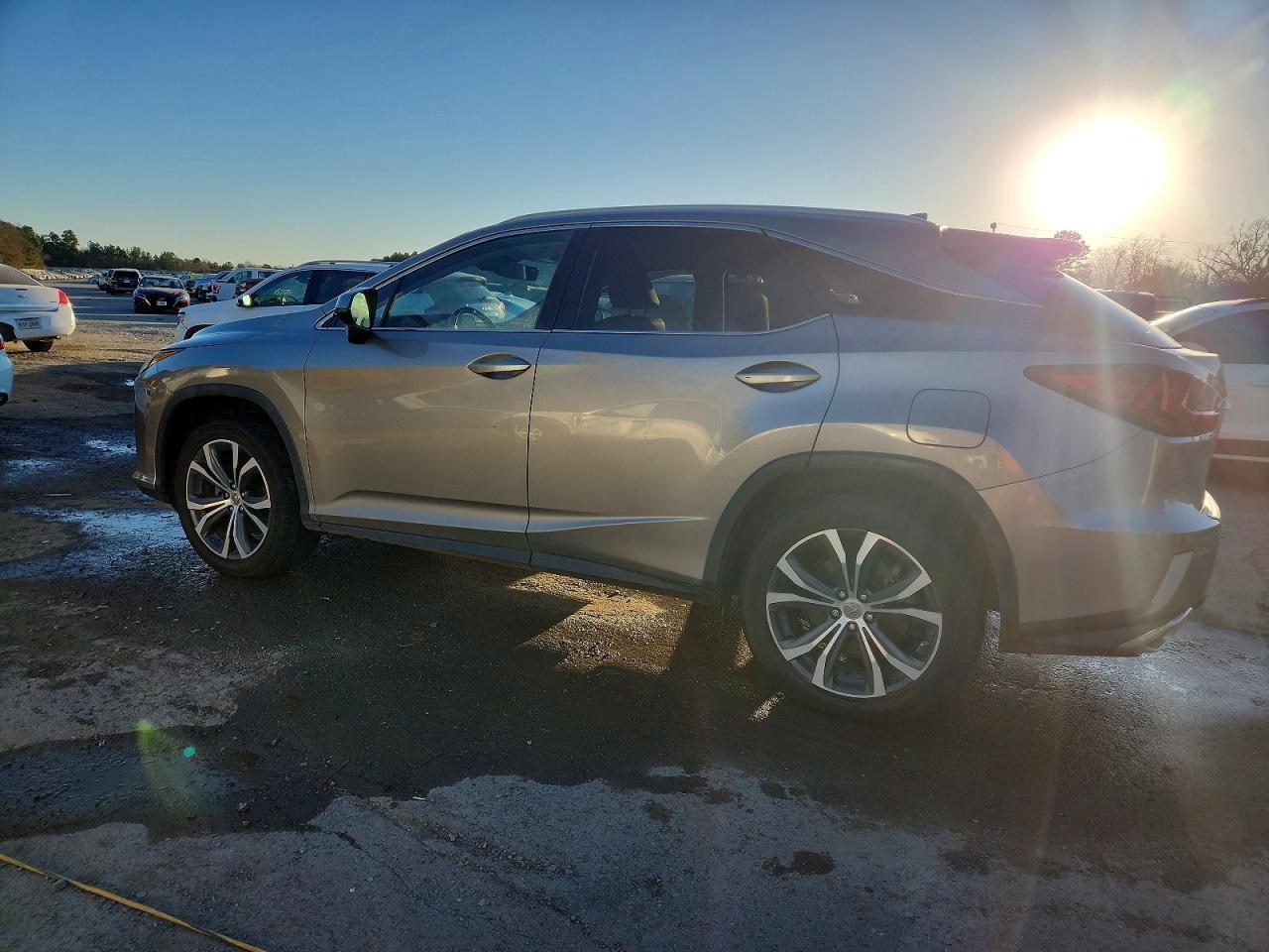 2017 Lexus Rx - Image 2