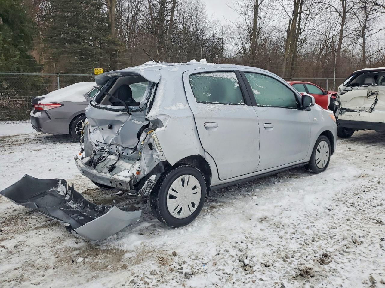 2022 Mitsubishi Mirage Es - Image 3