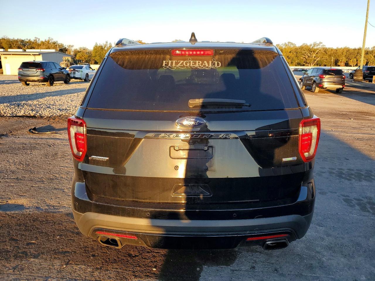 2017 Ford Explorer Sport - Image 6