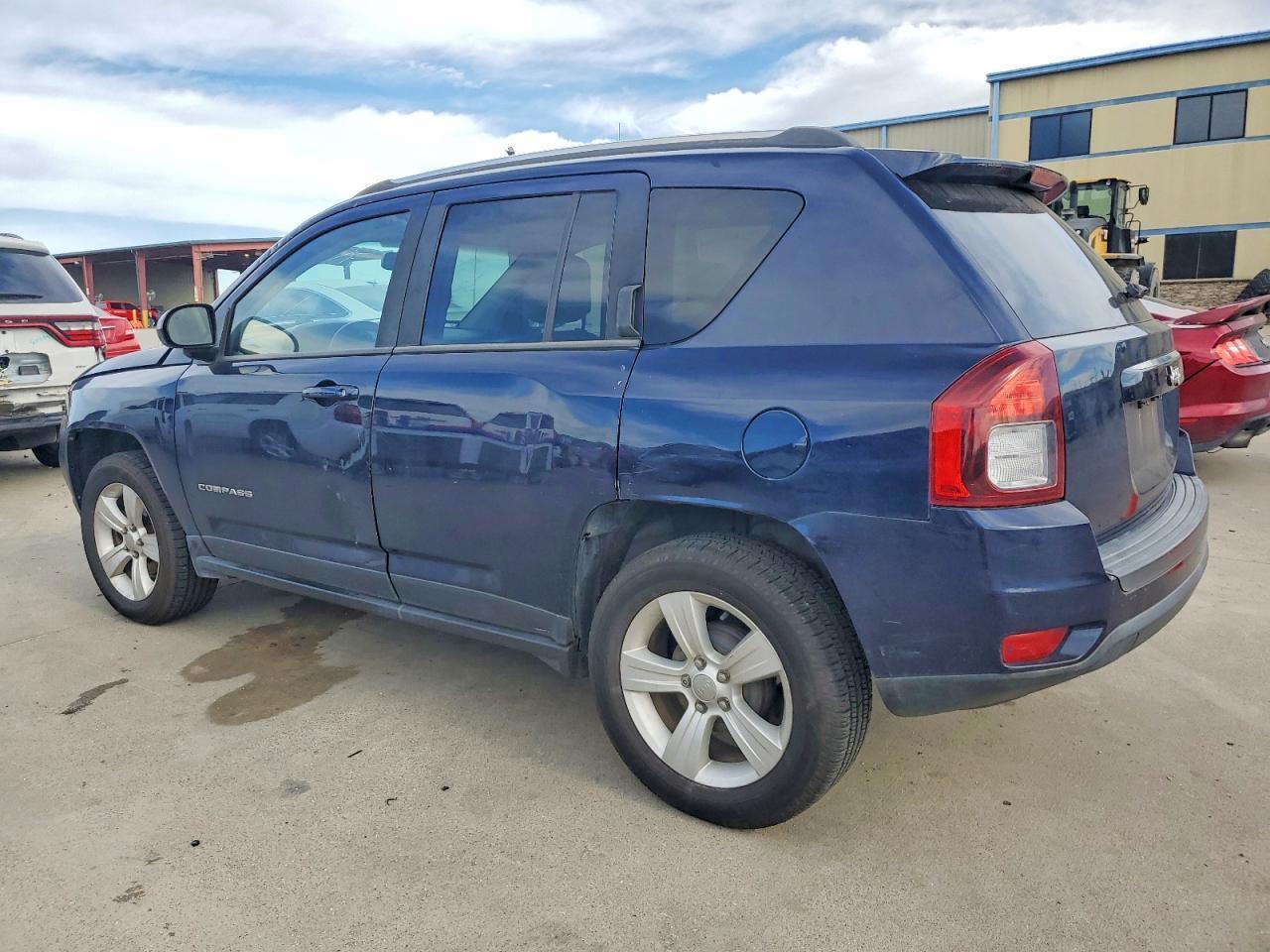 2014 Jeep Compass Sport - Фото 2