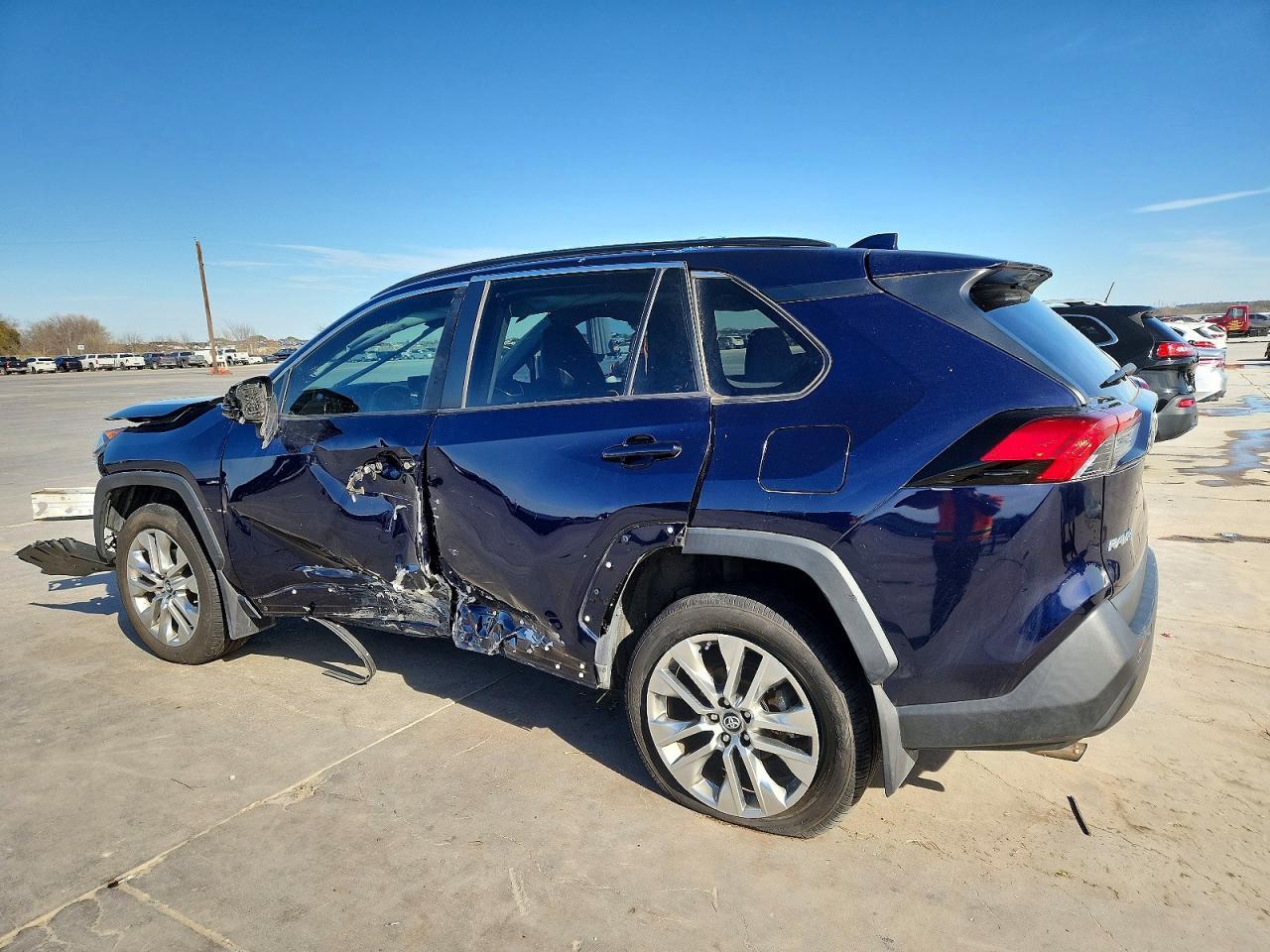 2019 Toyota Rav4 - Фото 2