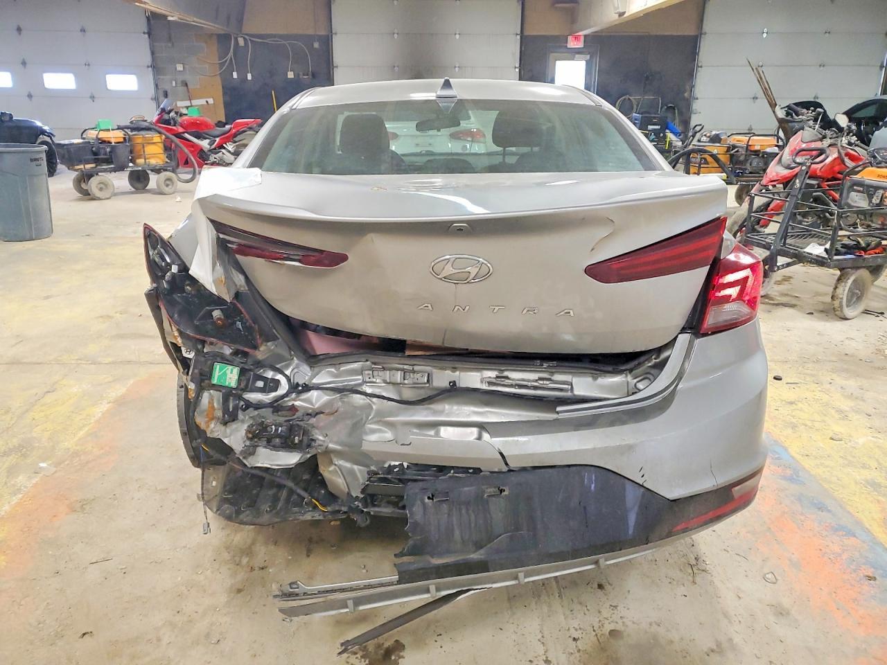 2020 Hyundai Elantra Sel - Фото 6
