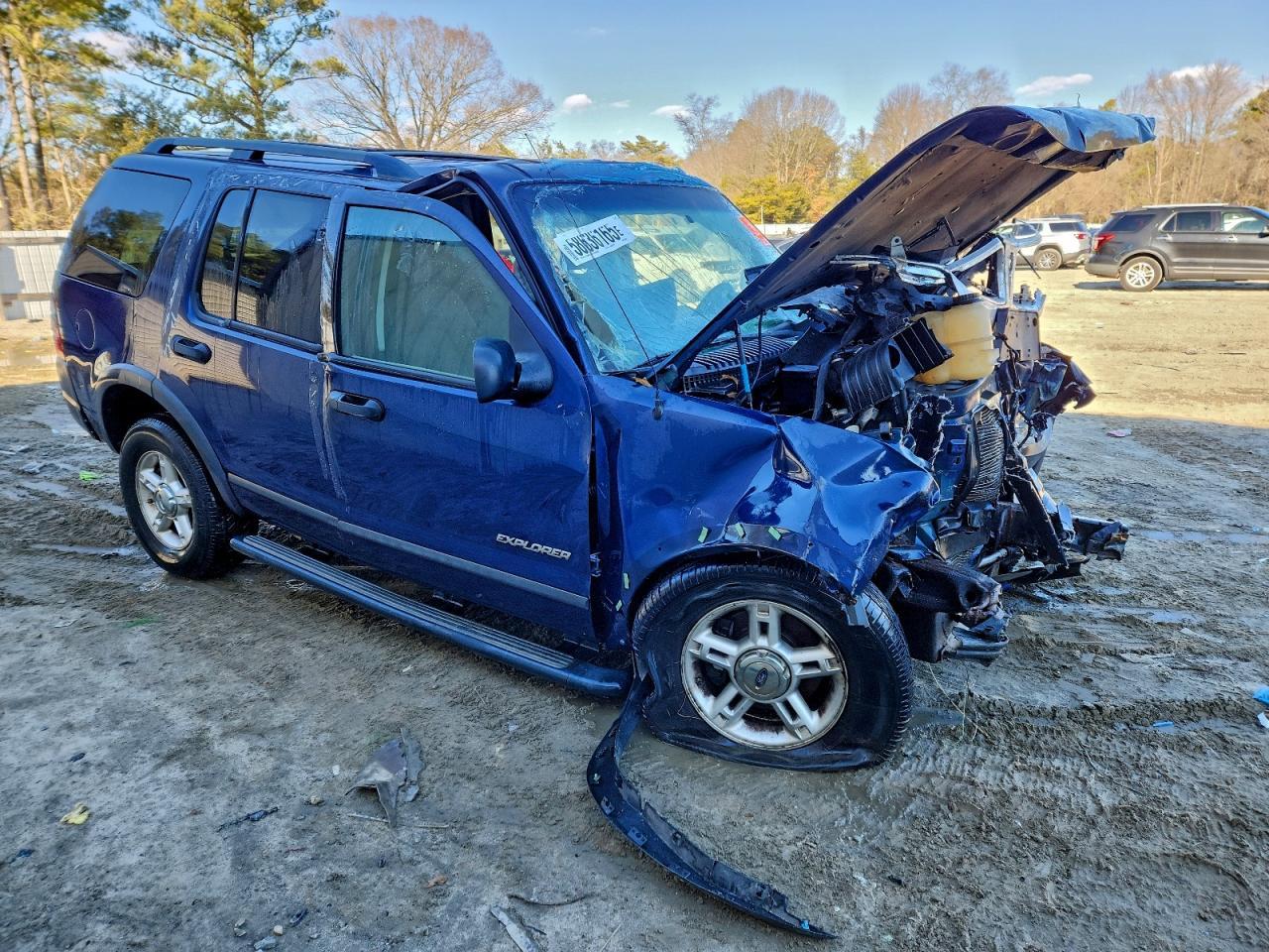 2004 Ford Explorer Xls - Image 4