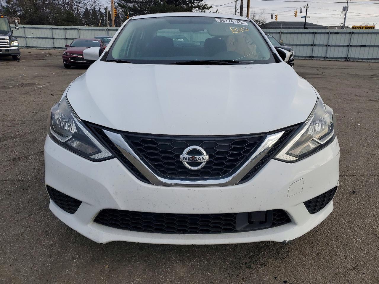 2018 Nissan Sentra S - Фото 5