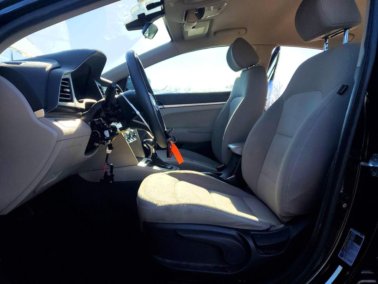 2020 Hyundai Elantra Se - Фото 7