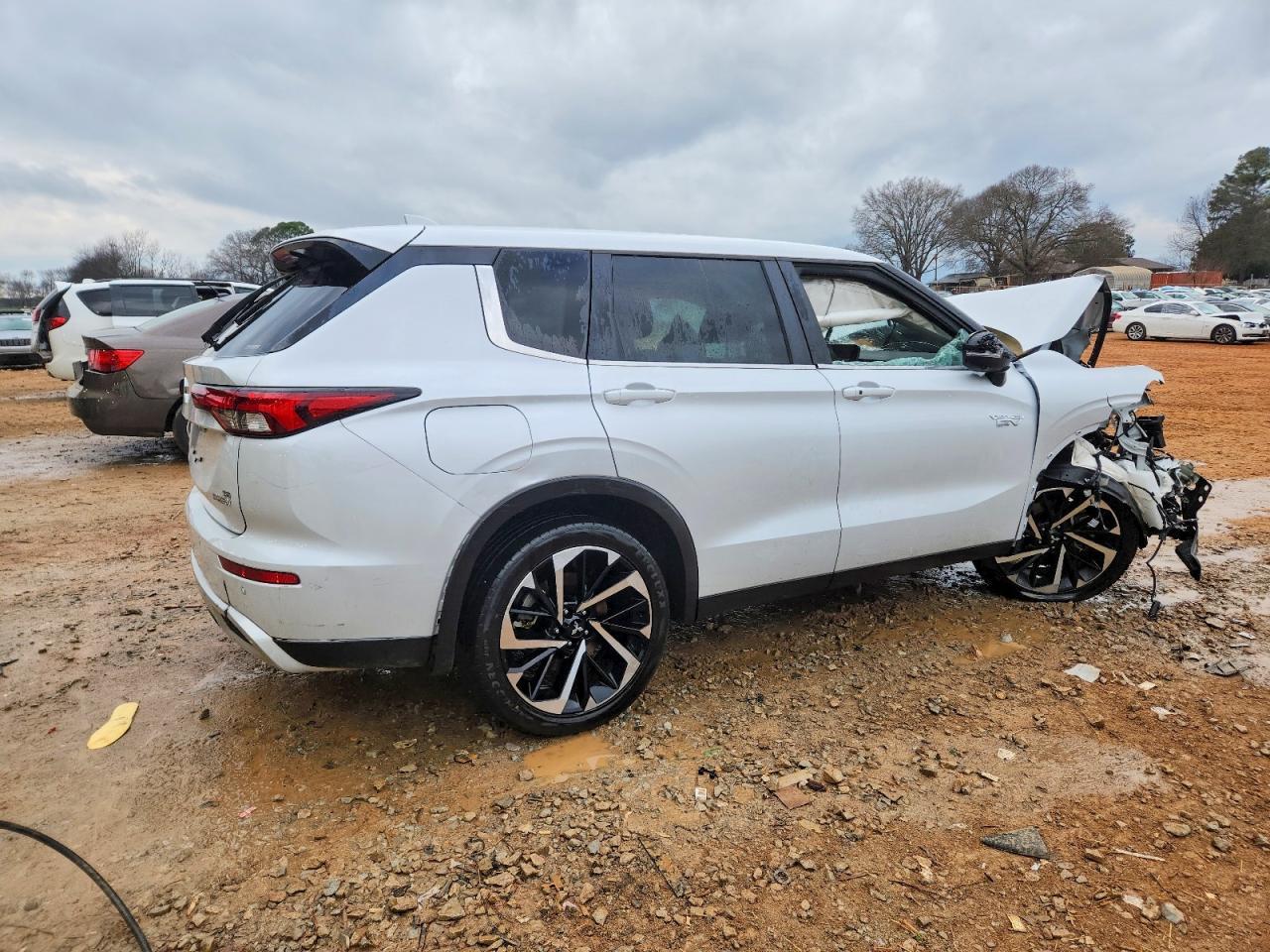 2025 Mitsubishi Outlander Se - Image 3