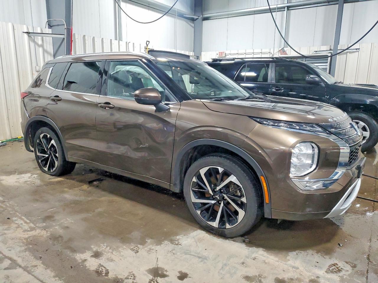 2022 Mitsubishi Outlander Sel - Фото 4