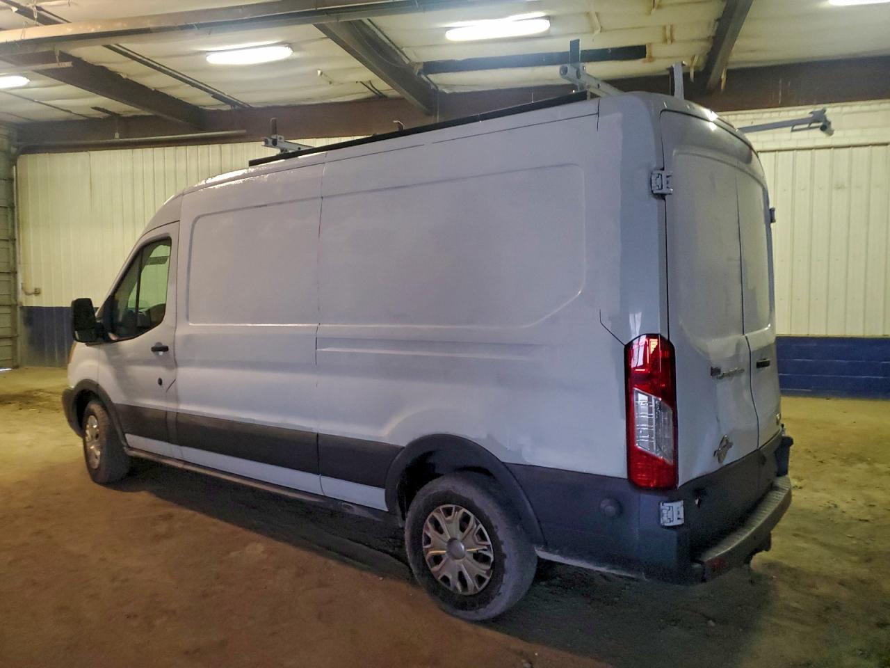 2015 Ford Transit 250 Utility / Service Van - Image 2