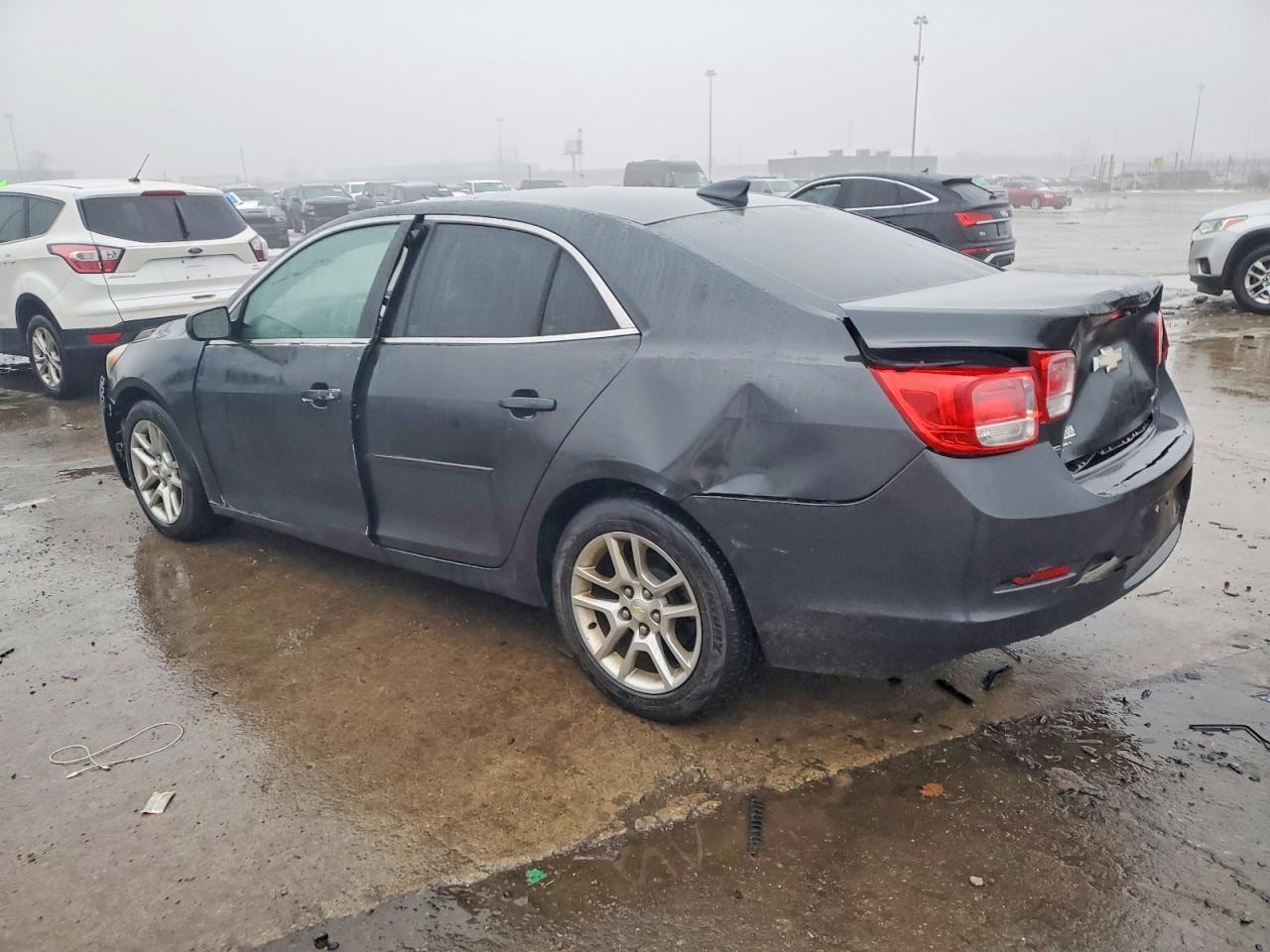 2015 Chevrolet Malibu 1Lt - Фото 2