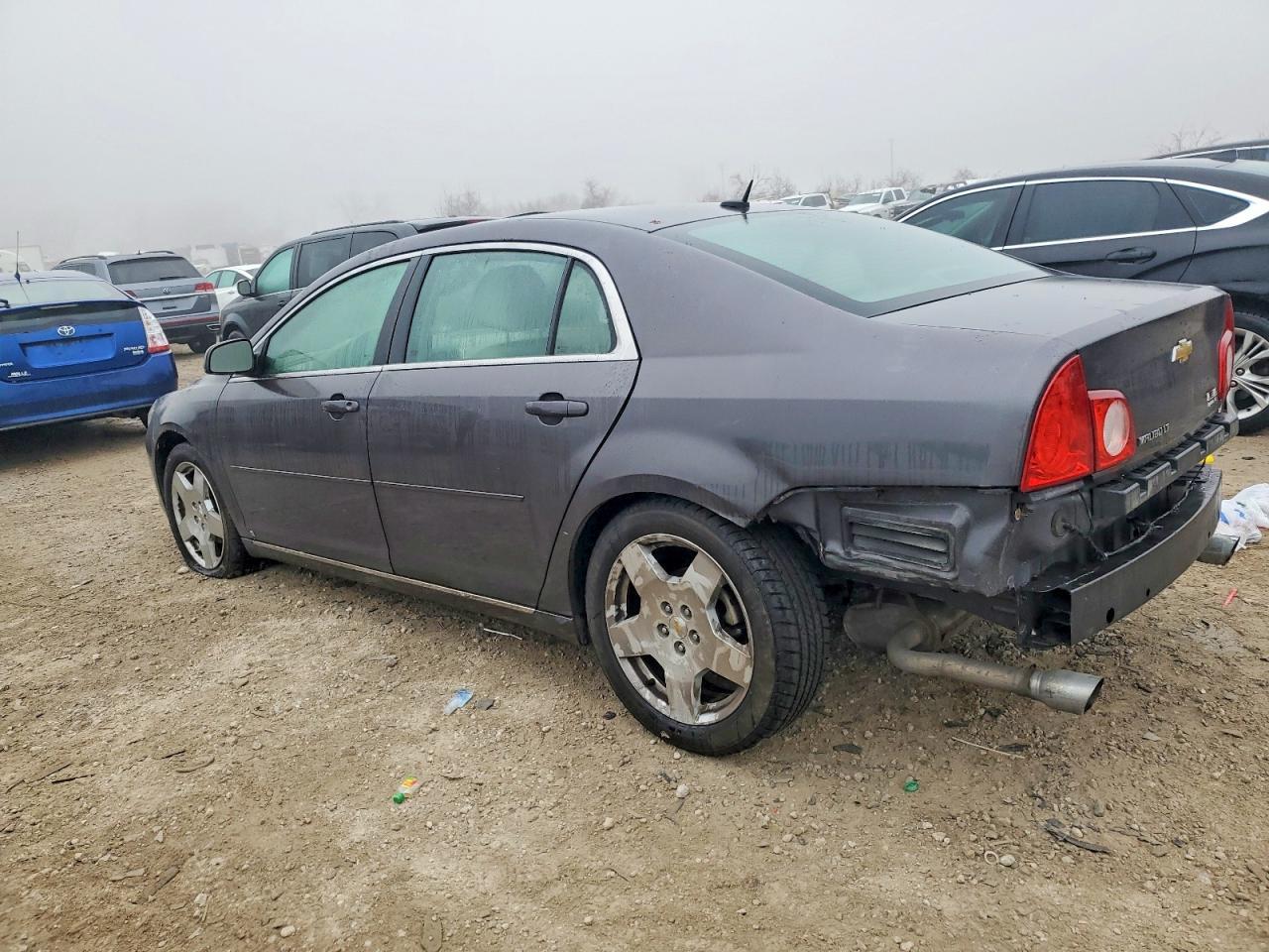 2010 Chevrolet Malibu 2Lt - Image 2