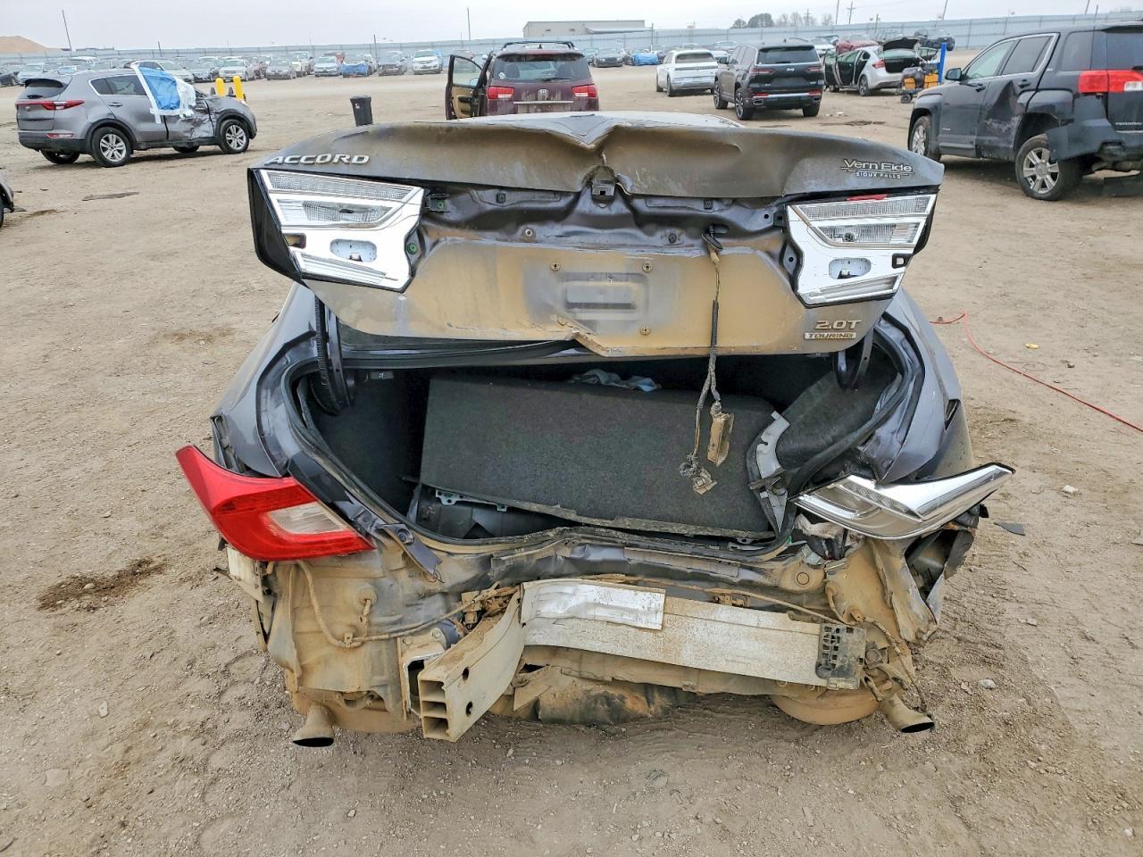 2021 Honda Accord Touring - Фото 6