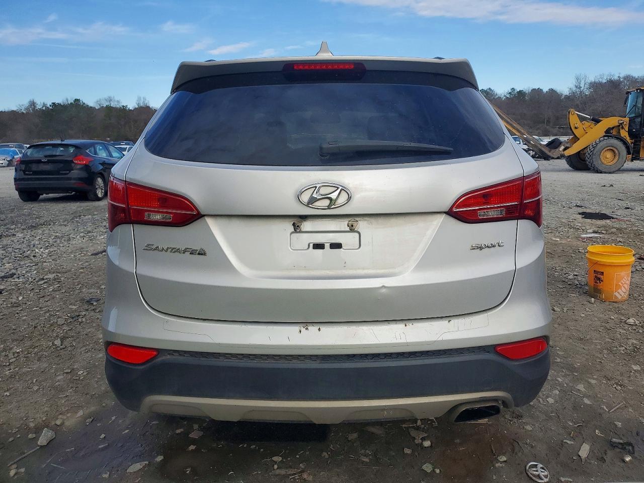 2013 Hyundai Santa Fe Sport 2.4L - Image 6