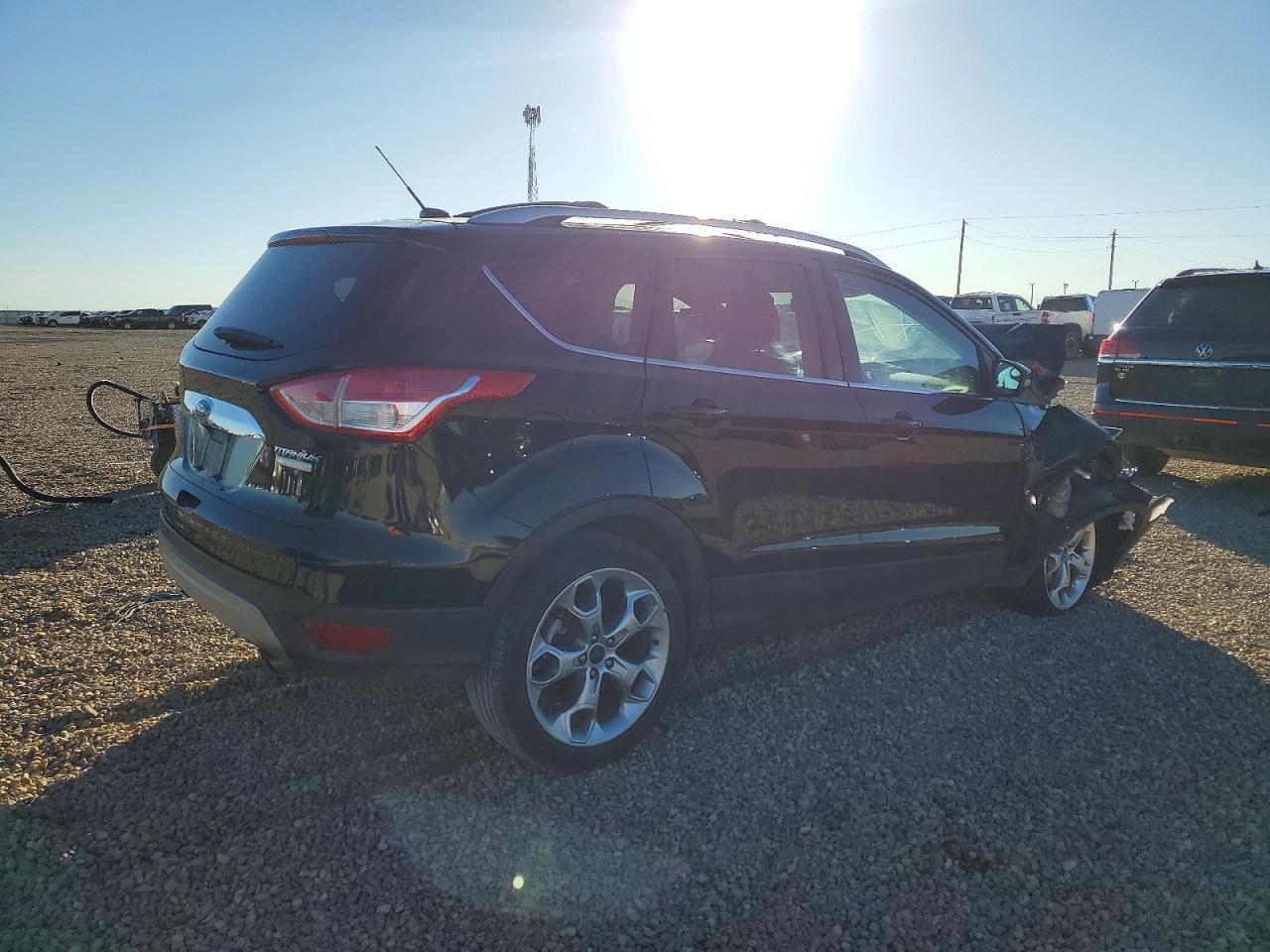 2016 Ford Escape Titanium - Фото 3